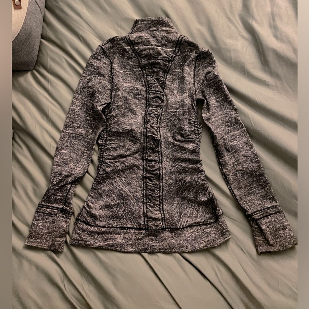 Rush Jacquard Black White Cypress Kiss 1/4 Zip Long Sleeve Lululemon size 4